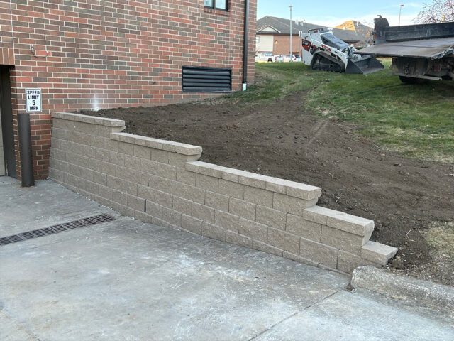 tiered retaining wall bricks